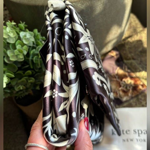 Authentic KATE SPADE Satin/Crystals bandana clutch/Shoulder bag - Picture 11 of 16